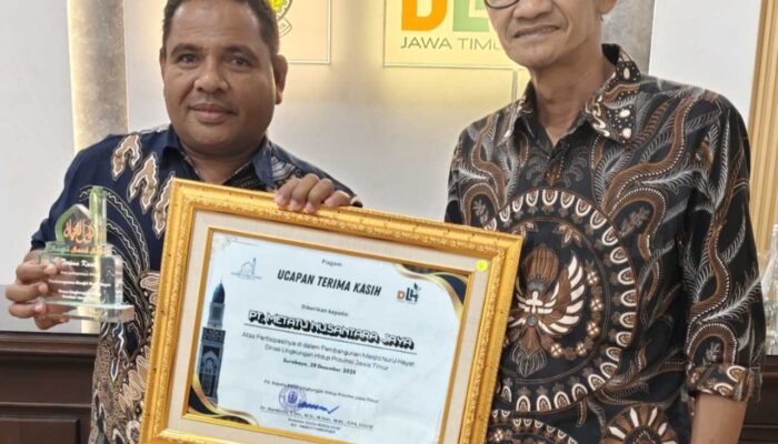 PT MNJ Dukung Program Lingkungan DLH Jatim, Gubernur Resmikan Masjid Nurul Hayat