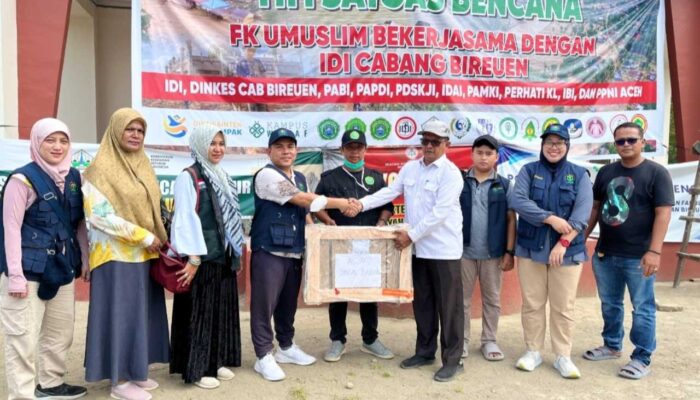 UNUSA Pasang Instalasi Air Bersih di RSUD Peusangan Raya Pascabanjir Aceh