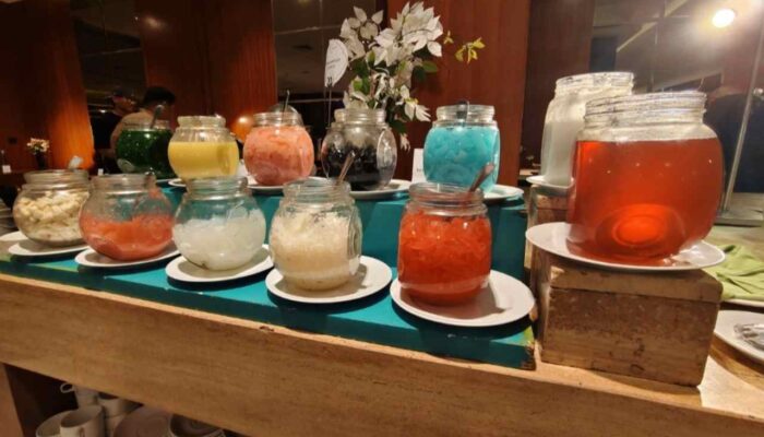 World of Wonders Iftar Buffet Capital Hotel Surabaya Tawarkan Menu Global dan Undian Hadiah