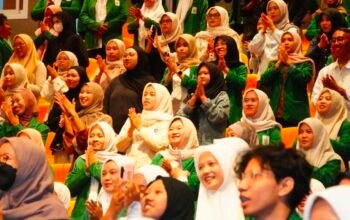 Calon Wisudawan Unusa Diingatkan Pentingnya Kompetensi, Literasi Finansial, dan Integritas