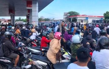 Antrean BBM di Bali Mengular, Pertamina Tambah Pasokan 26.200 KL