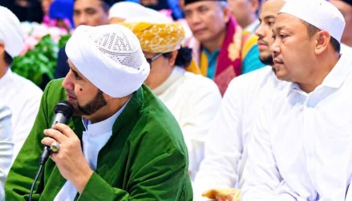 Safari Sholawat Majelis Ar-Rohimin Tembus Luar Jawa, H. Abdul Rohim Gaungkan Persatuan